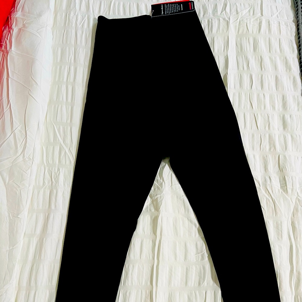 brand New Commando leggings in Size S